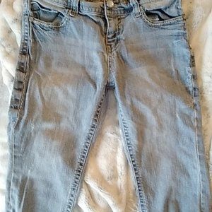 Wallflower juniors capris jean size 5